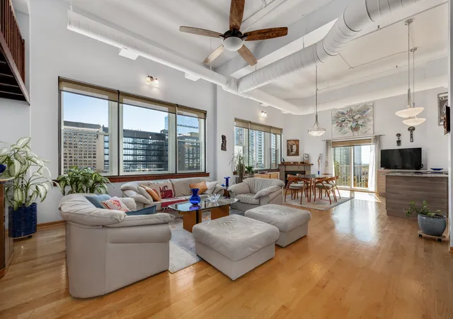 3rd image of 161 W Harrison St #1206, Chicago, IL 60605 | MLS# 12694837