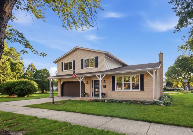 Homes for sale in Palatine, IL | (Undisclosed), Palatine, IL 60067 | MLS# 12694846
