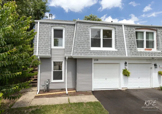 2nd image of 208 Granada Ct, Bolingbrook, IL 60440 | MLS# 12694864