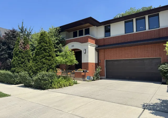 Homes for sale in Chicago, IL | 1725 N Troy St, Chicago, IL 60647 | MLS# 12694881