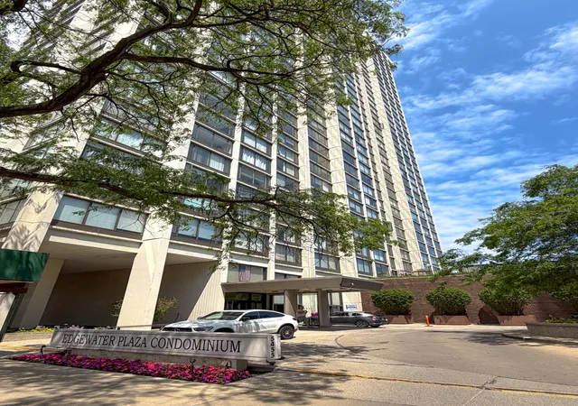Homes for sale in Chicago, IL | 5455 N Sheridan Rd #1908, Chicago, IL 60640 | MLS# 12694888