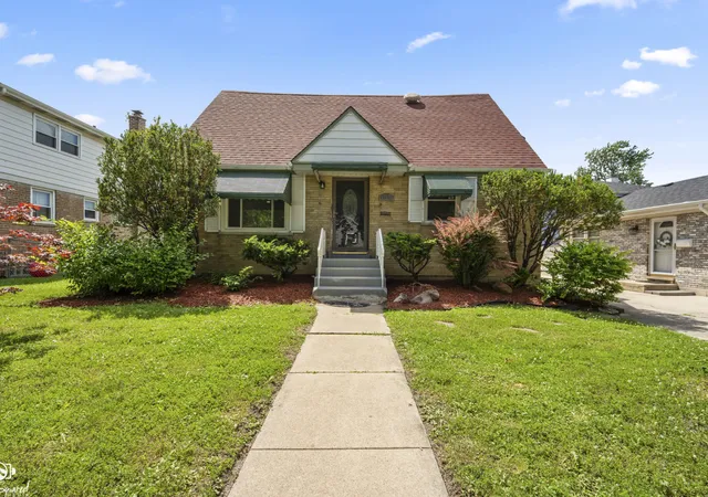 Photo 1 of Single family home for sale at 17552 Roy St, Lansing, IL 60438 | MLS# 12694902 | Listing updated on 2026-08-12