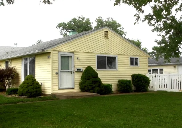Photo 1 of Multi family home for sale at 8865 S Ryan Rd, Hometown, IL 60456 | MLS# 12694911 | Listing updated on 2026-10-20