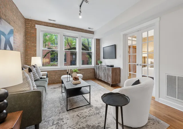 Homes for sale in Chicago, IL | 5919 N Paulina St #2W, Chicago, IL 60660 | MLS# 12694959
