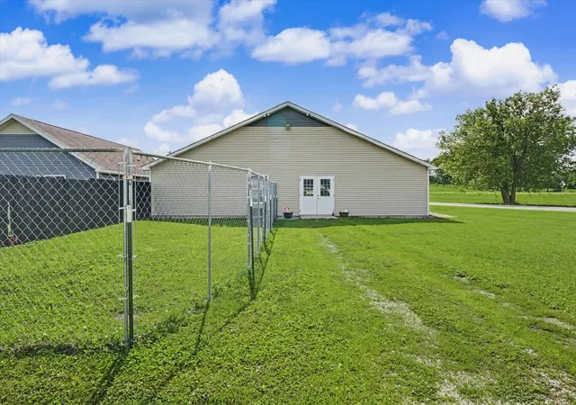 Homes for sale in Danville, IL | 2201 Kickapoo Dr, Danville, IL 61832 | MLS# 12694984