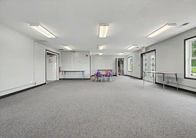 5th image of 2201 Kickapoo Dr, Danville, IL 61832 | MLS# 12694984