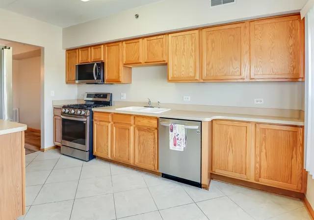 Homes for sale in Elmhurst, IL | 1200 S Prospect Ave #303, Elmhurst, IL 60126 | MLS# 12694997