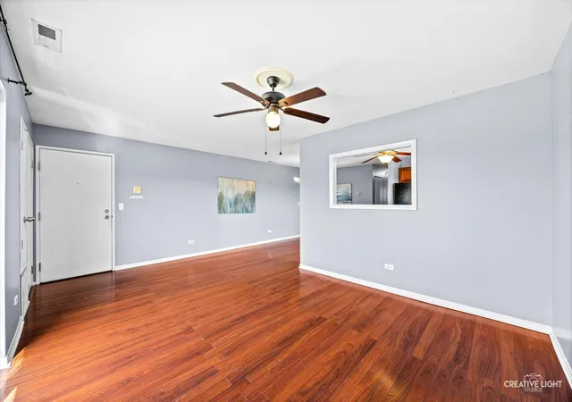 Listing Photo 5 - Condo for sale in building located at 2260 Abbeywood Dr, Lisle, IL 60532 - Unit #F