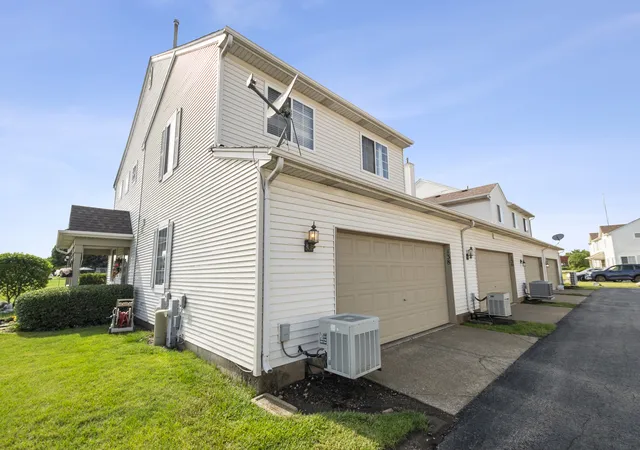Homes for sale in Romeoville, IL | 138 Azalea Cir #138, Romeoville, IL 60446 | MLS# 12695027