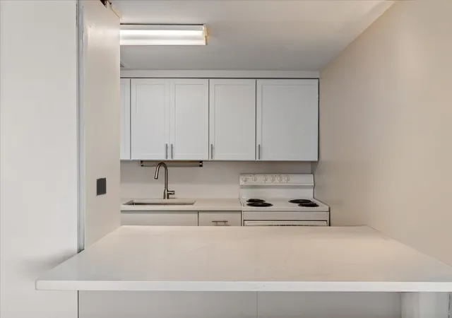 Homes for sale in Chicago, IL | 2400 N Lakeview Ave #1116, Chicago, IL 60614 | MLS# 12695071
