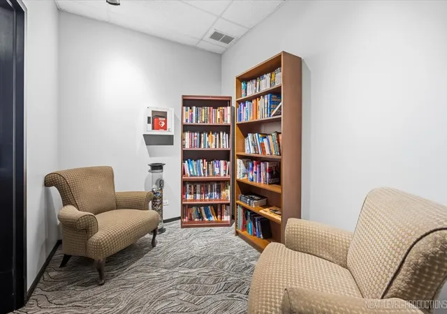Homes for sale in Chicago, IL | 130 S Canal St #210, Chicago, IL 60606 | MLS# 12695091
