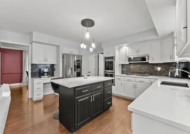 image of 18118 Whitman Ln, Lansing, IL 60438 | MLS# 12695096