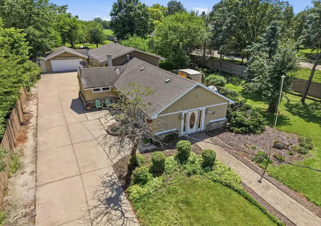 Homes for sale in Joliet, IL | 19709 W Schweitzer Rd, Joliet, IL 60436 | MLS# 12695099