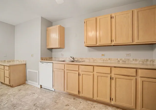 Homes for sale in Palatine, IL | 1 Renaissance Pl #3G, Palatine, IL 60067 | MLS# 12695107