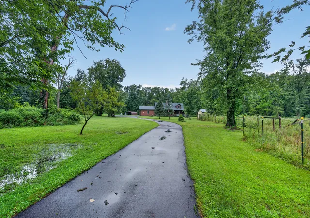 Photo 3 of Single family home for sale at 22626 Smiley Rd, Custer Park, IL 60481 | MLS# 12695111 | Listing updated on 2026-09-23