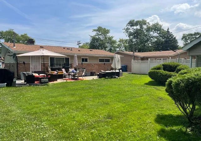 4th image of 671 River Dr, Calumet City, IL 60409 | MLS# 12695117