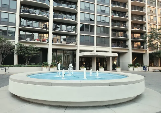 2nd image of 1560 N Sandburg Ter, Chicago, IL 60610