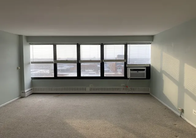 Homes for sale in Chicago, IL | 6030 N Sheridan Rd #803, Chicago, IL 60660 | MLS# 12695170