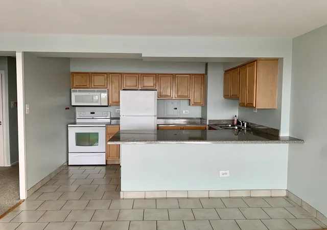 3rd image of 6030 N Sheridan Rd #803, Chicago, IL 60660 | MLS# 12695170