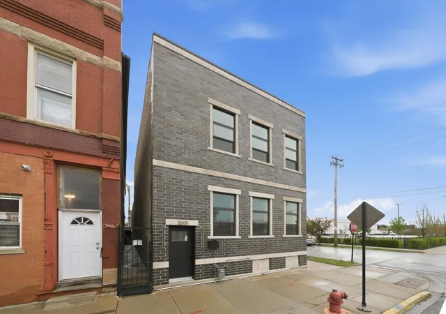 3rd image of 2600 W 25Th St, Chicago, IL 60608 | MLS# 12695214