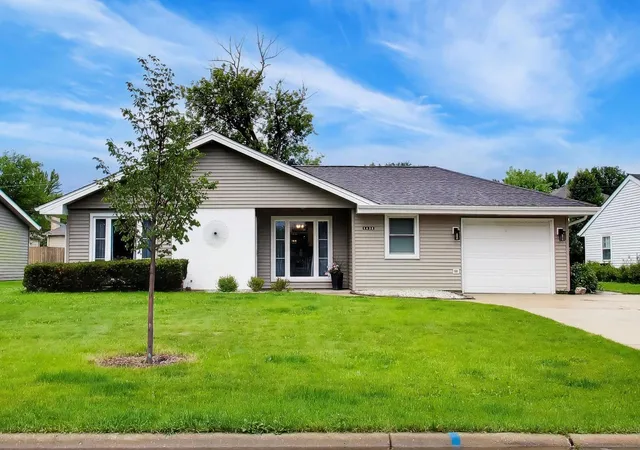 1st image of 1430 Sequoia Ln, Darien, IL 60561 | MLS# 12695215