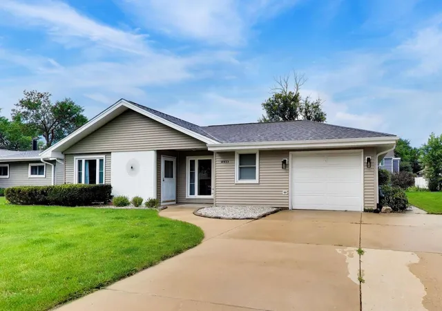 3rd image of 1430 Sequoia Ln, Darien, IL 60561 | MLS# 12695215