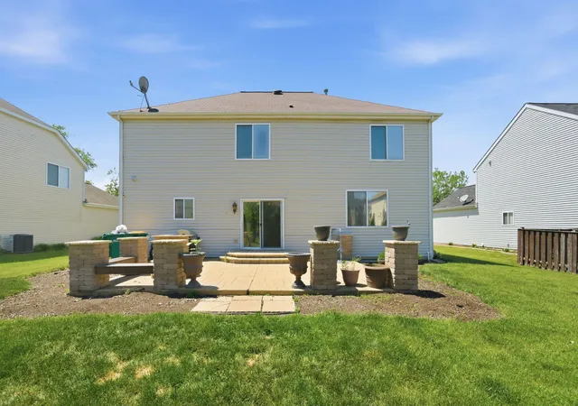 Homes for sale in Joliet, IL | 2116 Sienna Dr, Joliet, IL 60431 | MLS# 12695246