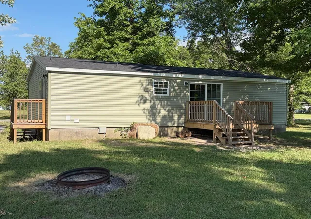 Photo 2 of Single family home for sale at 1609 N 11th Street, Herrin, IL 62948 | MLS# 12695270 | Listing updated on 2026-09-14