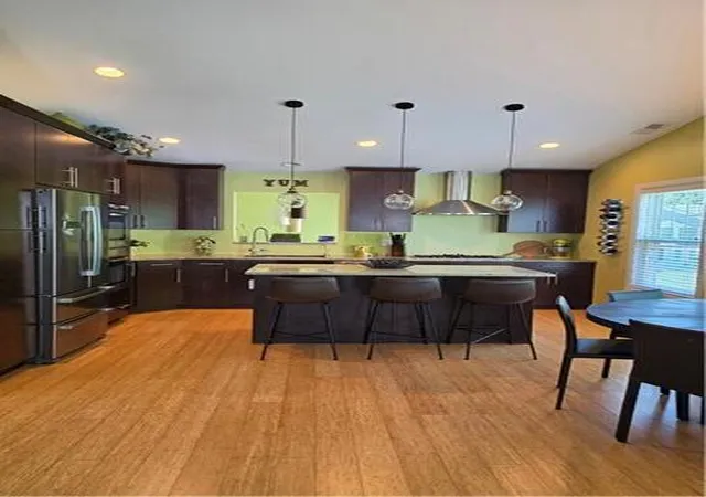 4th image of 346 Kresswood Dr #10D, West Chicago, IL 60185 | MLS# 12695276