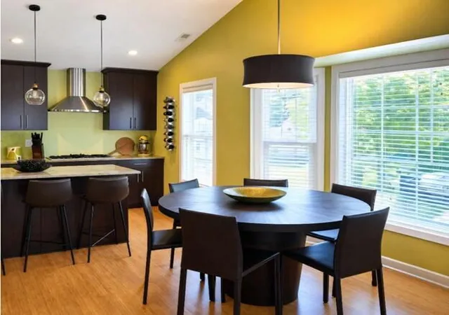 5th image of 346 Kresswood Dr #10D, West Chicago, IL 60185 | MLS# 12695276
