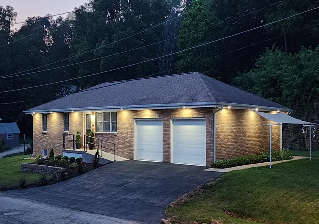 Photo 1 of Single family home for sale at 402 Boggess St, Galena, IL 61036 | MLS# 12695278 | Listing updated on 2026-10-04