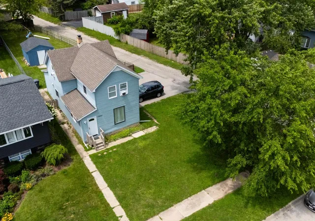 Homes for sale in Zion, IL | 1904 Ezra Ave, Zion, IL 60099 | MLS# 12695300