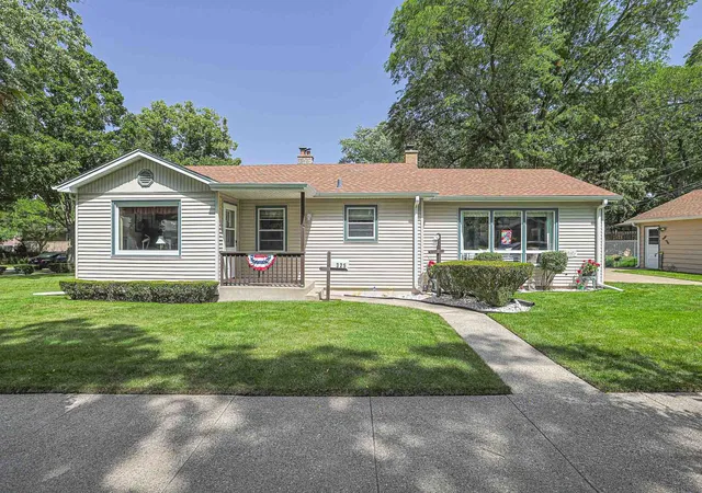 image of 325 S Lodge Ln, Lombard, IL 60148 | MLS# 12695338