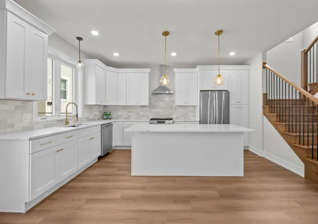 Photo 3 of Single family home for sale at 7610 W 60th Place, Summit, IL 60501 | MLS# 12695350 | Listing updated on 2026-09-10