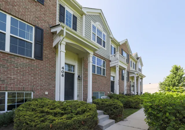 1st image of 406 Prairie Ct, Morton Grove, IL 60053 | MLS# 12695358