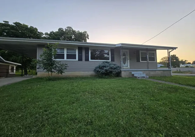 Photo 2 of Single family home for sale at 600 S Jackson St, Mc Leansboro, IL 62859 | MLS# 12695408 | Listing updated on 2026-09-16