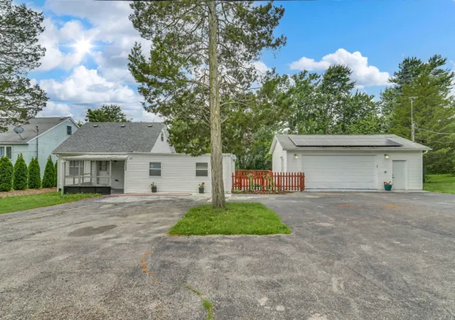 Homes for sale in Lake Villa, IL | 37544 N Columbus Ave, Lake Villa, IL 60046 | MLS# 12695430