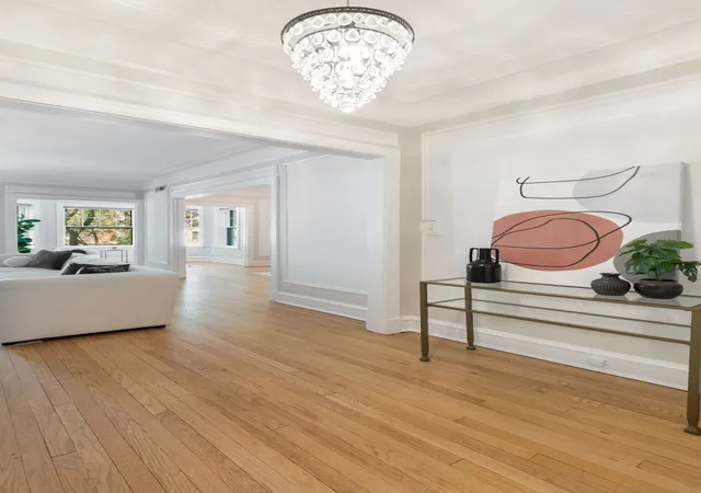 Homes for sale in Chicago, IL | 6225 N Kenmore Ave #2N, Chicago, IL 60660 | MLS# 12695553