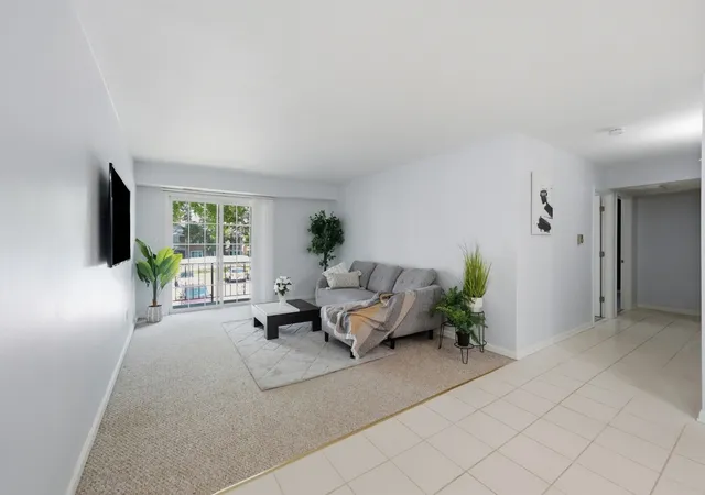 Homes for sale in Arlington Heights, IL | 1621 N Windsor Dr, Arlington Heights, IL 60004
