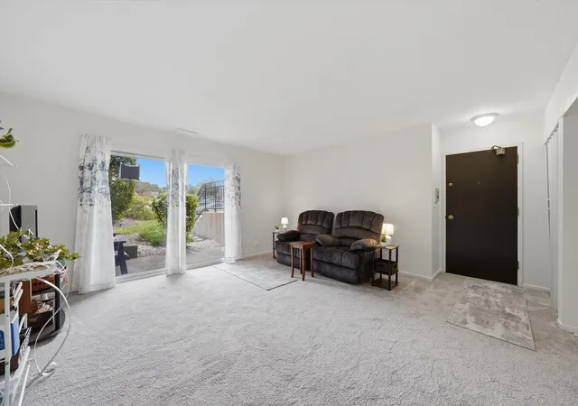 Photo 4 of Condo for sale at 112 Mullingar Ct #1D, Schaumburg, IL 60193 | MLS# 12695564 | Listing updated on 2026-09-22