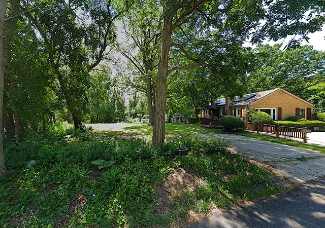Homes for sale in Mundelein, IL | 26642 N Il Route 83, Mundelein, IL 60060 | MLS# 12695641