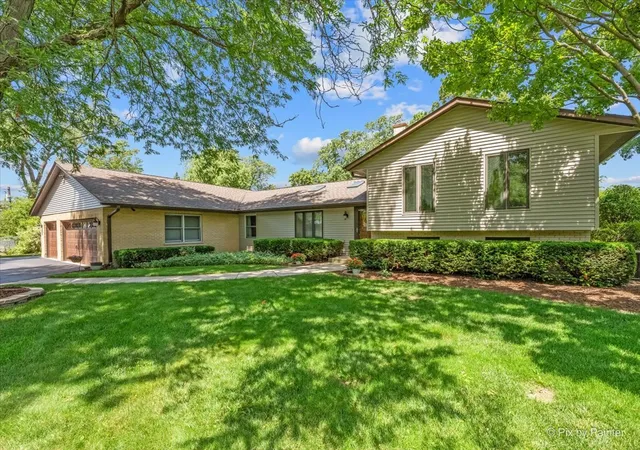 62nd image of 152 Jacquelyn Dr, Bensenville, IL 60106 | MLS# 12695645