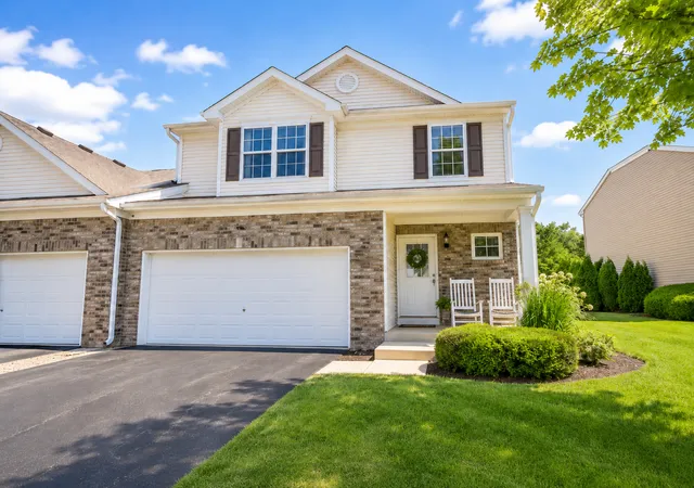 Homes for sale in Yorkville, IL | 2765 Crooker Dr, Yorkville, IL 60560 | MLS# 12695712