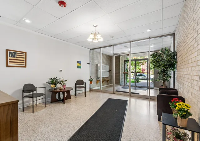 26th image of 1234 Elmwood Ave #2F, Evanston, IL 60202 | MLS# 12695719