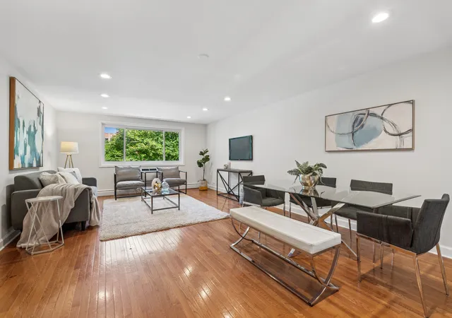 3rd image of 1234 Elmwood Ave, Evanston, IL 60202