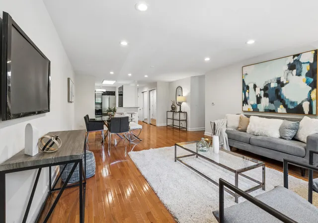 4th image of 1234 Elmwood Ave, Evanston, IL 60202
