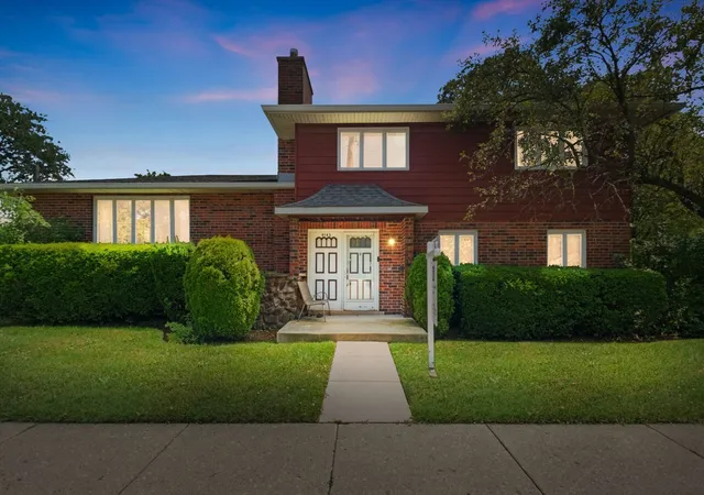 1st image of 9143 Dr Korczak Ter, Skokie, IL 60076 | MLS# 12695721