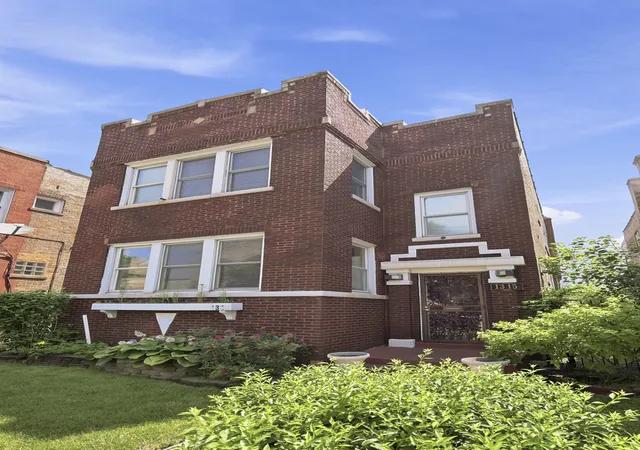 Multi family home for sale at 1315 N Massasoit Ave, Chicago, IL 60651 | MLS# 12695818