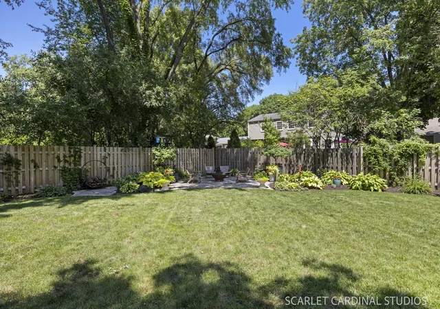 30th image of 1544 Clyde Dr, Naperville, IL 60565 | MLS# 12695845