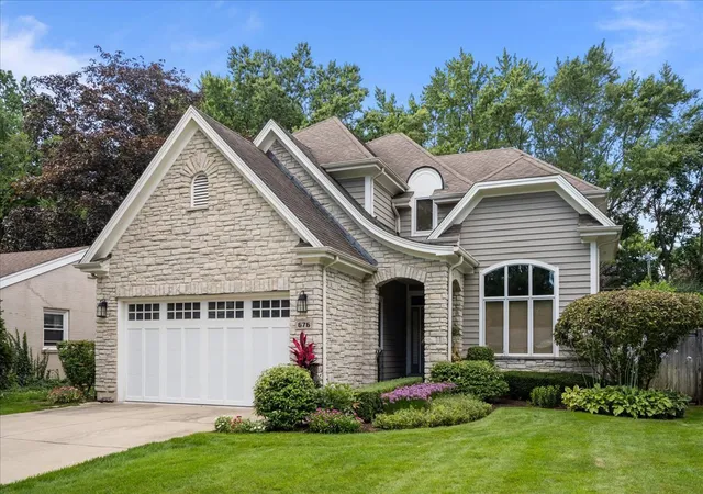 1st image of 676 Deerpath Dr, Deerfield, IL 60015 | MLS# 12695851